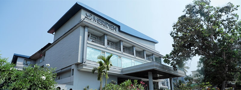 La Meridien Hotel Entrance