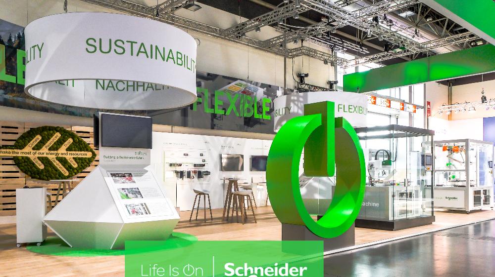 Statement für eine nachhaltige, österreichische Industrie: Schneider Electric auf der SMART Automation