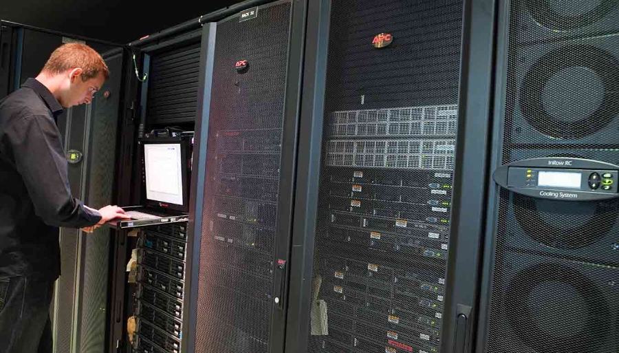 Data centre modernisation | Schneider Electric Australia