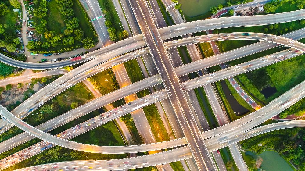 4 in 5 Canadians See Electrifying Public Transit as Key to Advancing Climate Action, Schneider Electric Survey Finds