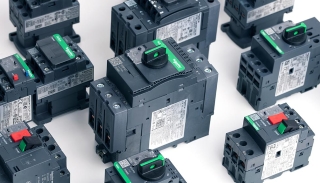 Contacteur de puissance Schneider Electric TeSys LC1D1…