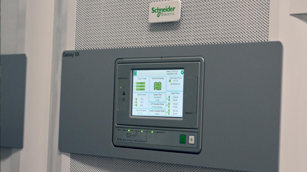 Prisvindende datacenteroperatør stabiliserer dansk elnet i samarbejde med Schneider Electric