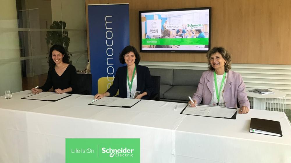 Schneider Electric, Econocom et Emmaüs Connect signent un partenariat triennal pour lutter contre l’exclusion numérique