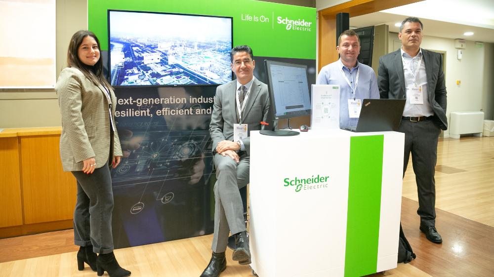 H Schneider Electric παρουσίασε τις λύσεις της για τις Βιομηχανίες του Μέλλοντος στο συνέδριο του Lean Manufacturing