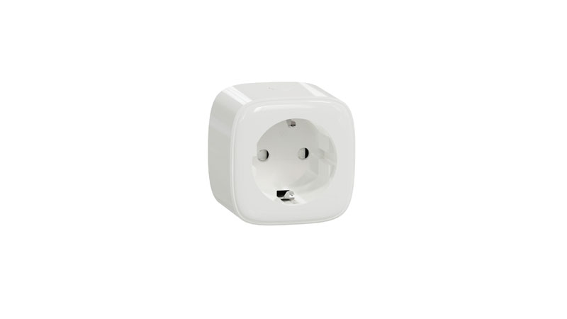Wiser wall outlet smart plug