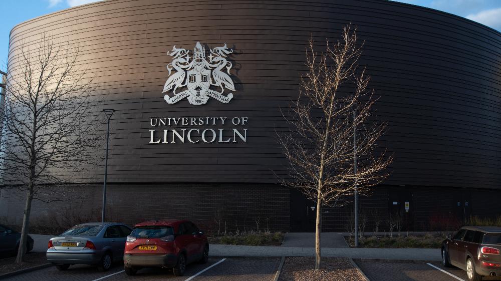 University of Lincoln Modernises Edge Environments with Schneider Electric and RMD
