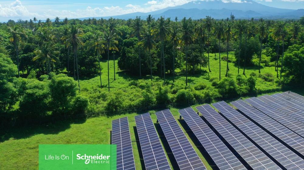 Schneider Electric reaches number 1 spot for sustainability in its sector by ESG rating agency Vigeo Eiris
