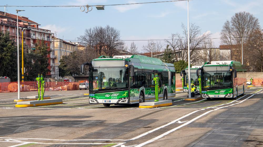 Milan to Power Fleet of 1200 eBuses Not Only with Clean Energy, But Also Green Power Infrastructure
