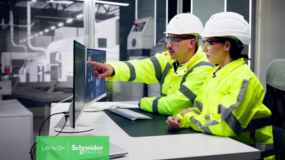 Schneider Electric joins forces with MaxGrip to Improve Asset Performance for Customers